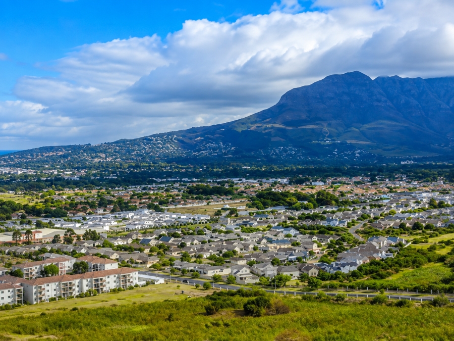 2 Bedroom Property for Sale in Heritage Park Western Cape